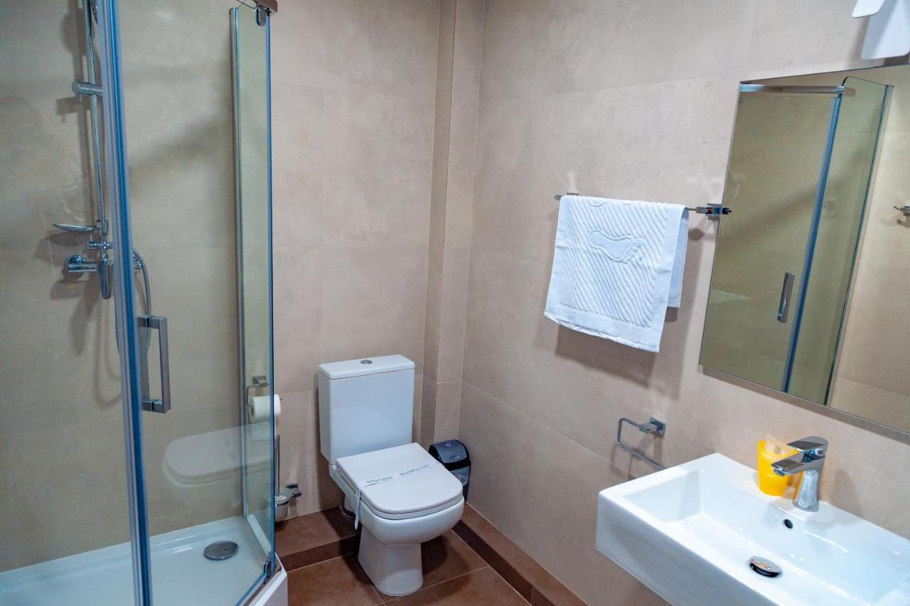 Institutul Muncii Hotel Chişinău Esterno foto