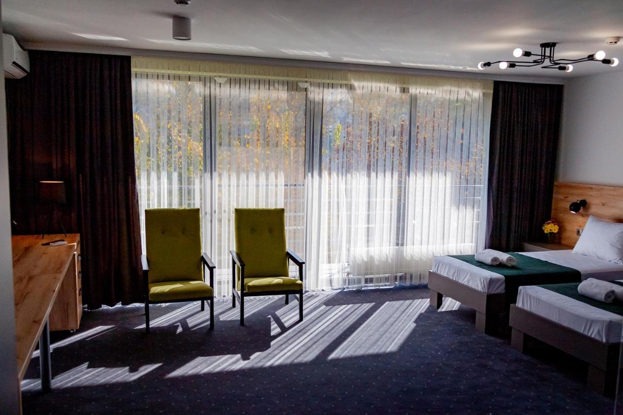 Institutul Muncii Hotel Chişinău Esterno foto