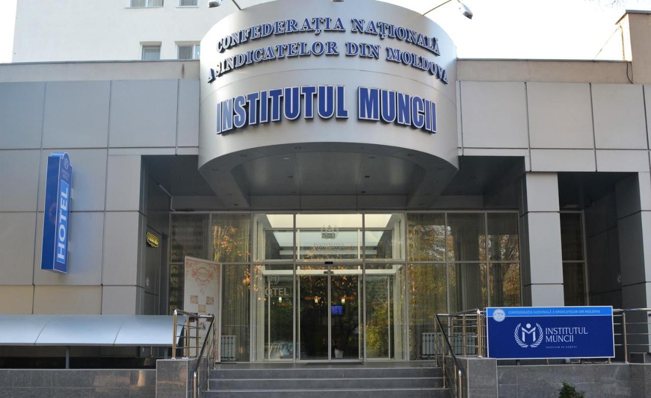 Institutul Muncii Hotel Chişinău Esterno foto